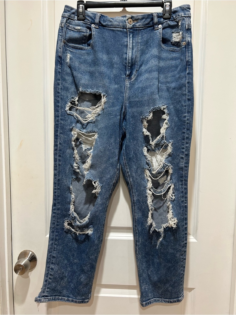 American Eagle Outfitters Distressed Dark Blue Boyfriend Jeans